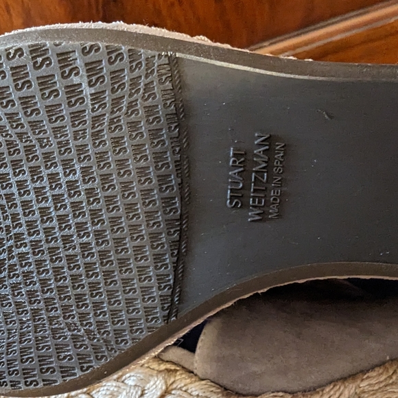 Stuart Weitzman Gray Suede Wedges, Size 8.5 - Picture 7 of 10